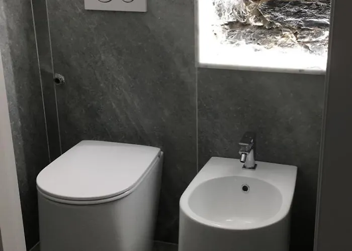 Apartment Aura *