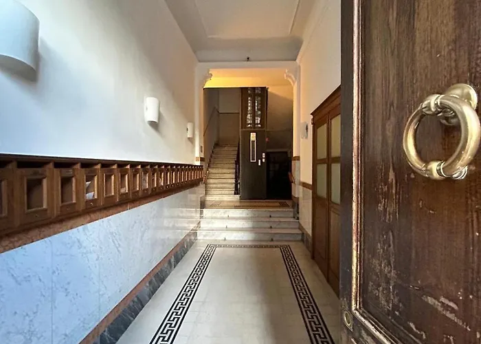Aura Apartment La Spezia